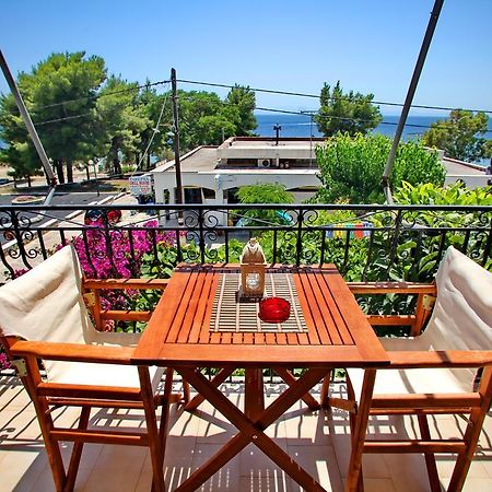Studios And Apartments Meri Нео Клима Екстериор снимка