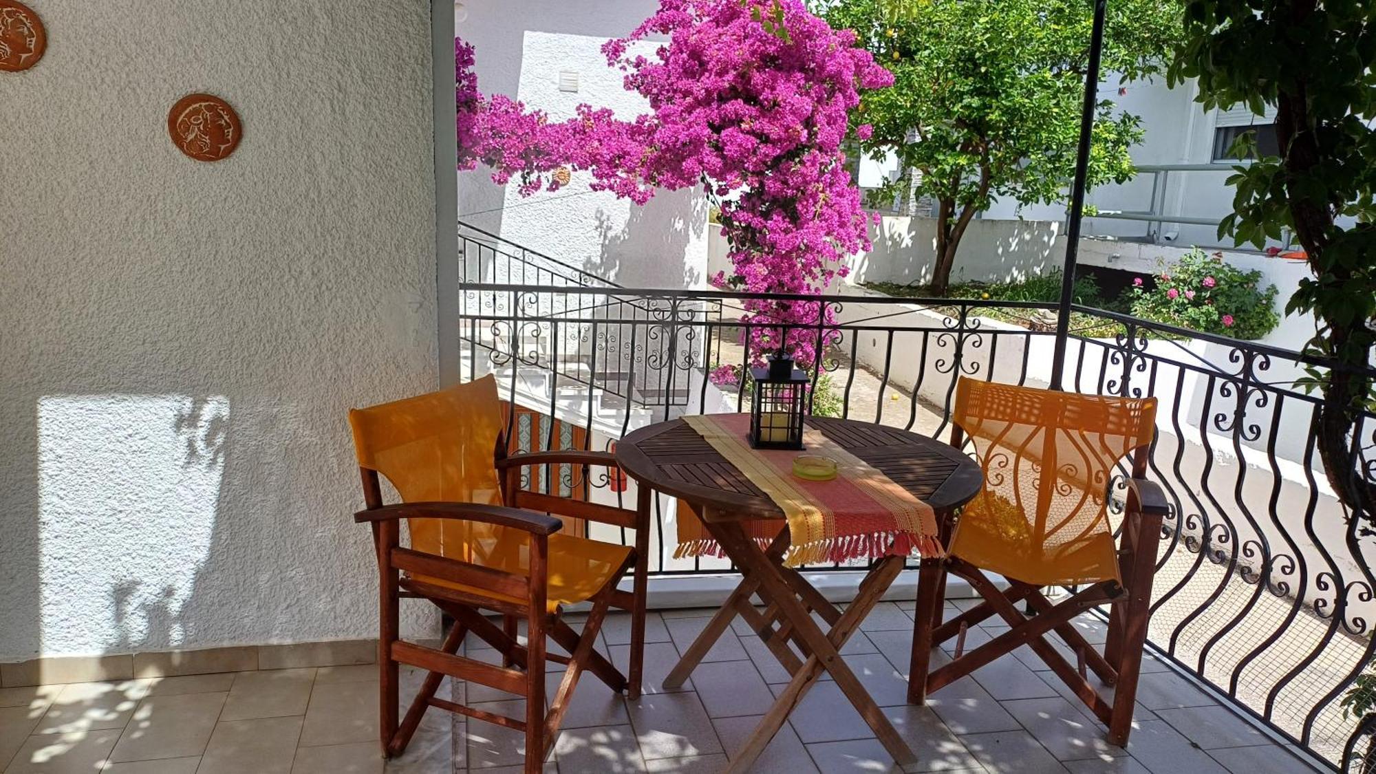 Studios And Apartments Meri Нео Клима Екстериор снимка