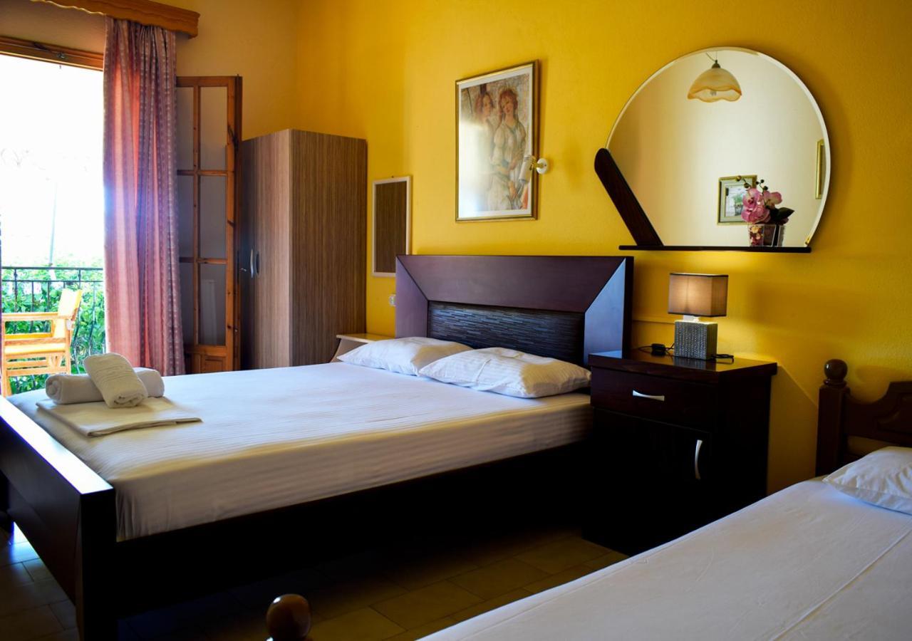 Studios And Apartments Meri Нео Клима Екстериор снимка