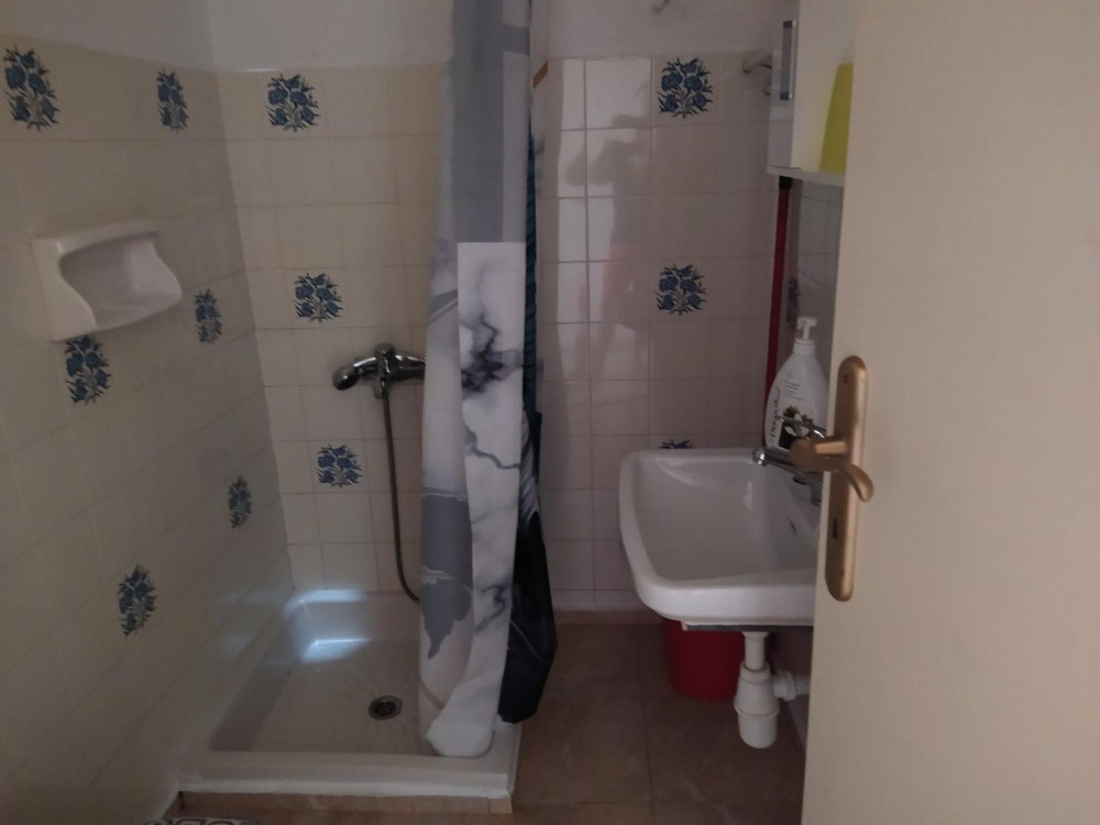Studios And Apartments Meri Нео Клима Екстериор снимка
