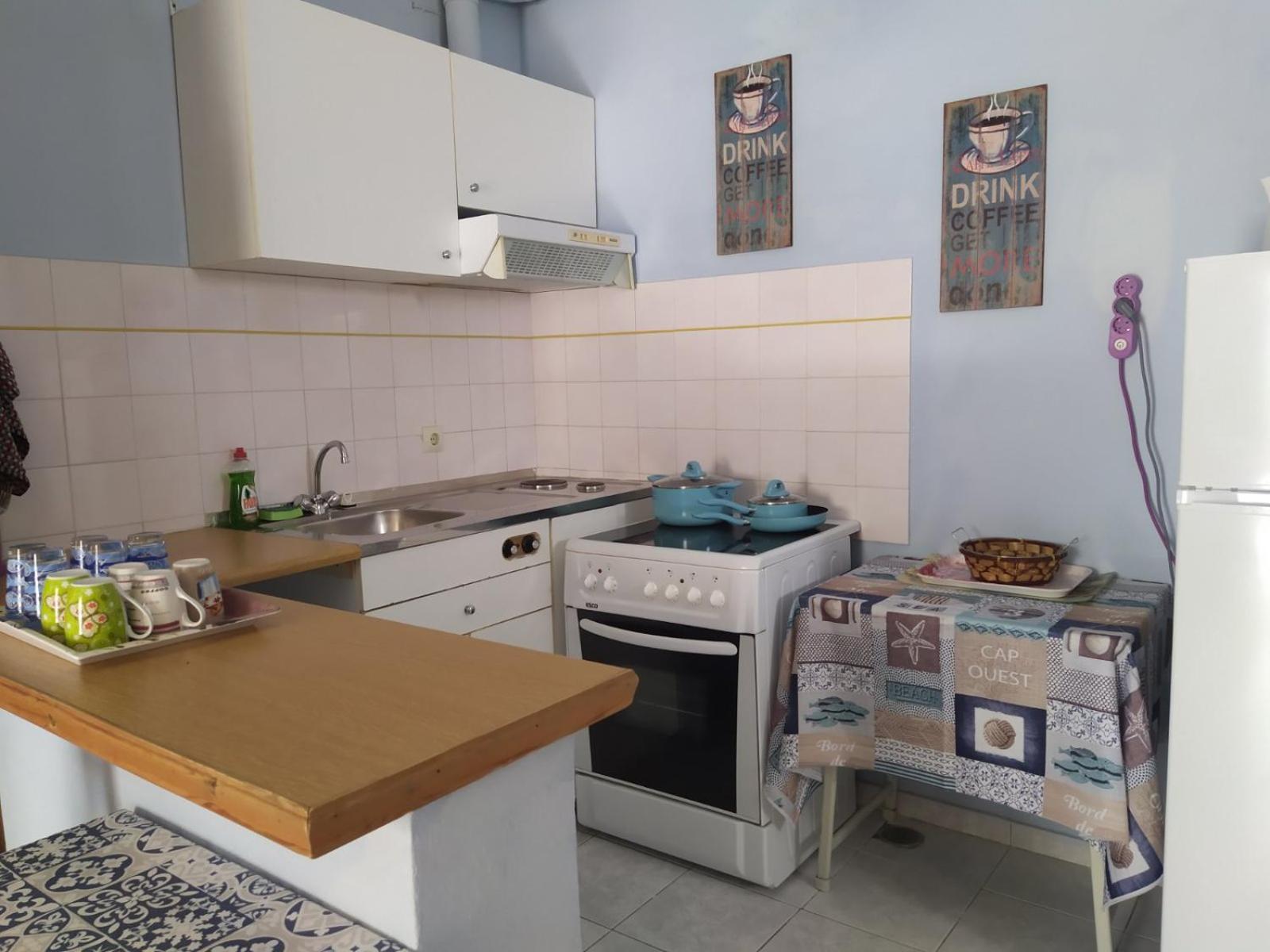 Studios And Apartments Meri Нео Клима Екстериор снимка